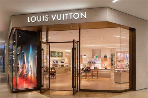 west edmonton mall louis vuitton